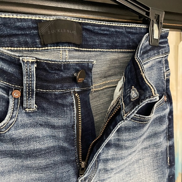 Like New! Buckle Black Fit# 75 Bootcut Denim Jeans Size 24x34 - Picture 6 of 9